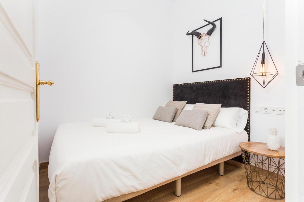 Cozy Apartment Close To Passeig De Gracia Βαρκελώνη Εξωτερικό φωτογραφία