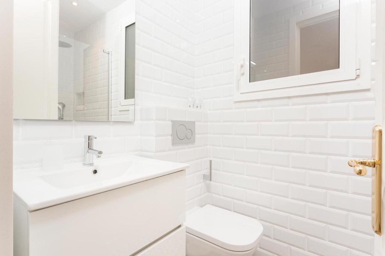 Cozy Apartment Close To Passeig De Gracia Βαρκελώνη Εξωτερικό φωτογραφία